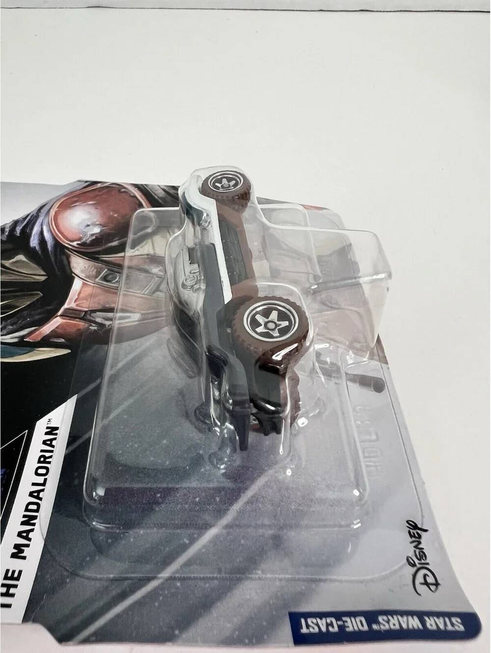 Hot Wheels 2022 Character Cars STAR WARS The Mandalorian Star Wars Die-Cast 1/64